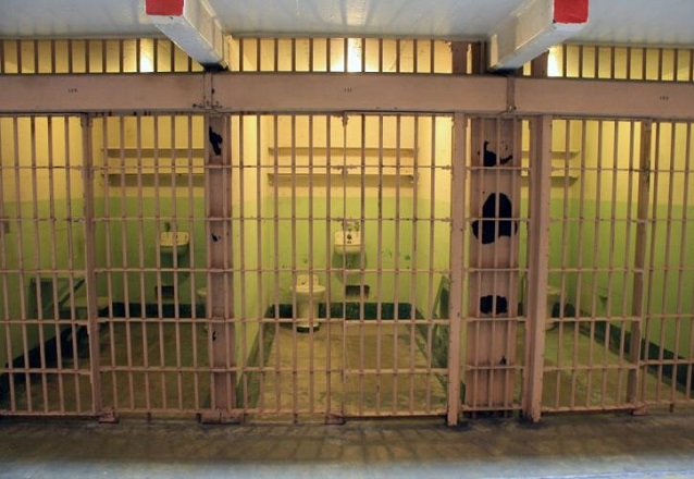 Σέρρες: Ένταση τη νύχτα στις φυλακές Νιγρίτας-Κρατούμενοι άναψαν φωτιές